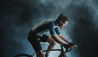 pexels-munbaik-cycling-clothing-5851033