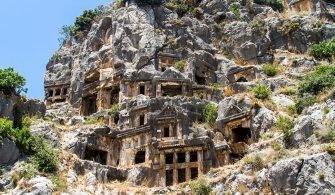 myra antik kent mezarlar