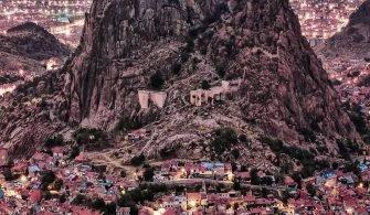 Afyon-Kalesi-Ustten-Gorununumu