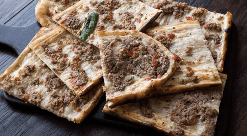 Etli Ekmek Evde Nasıl Yapılır?