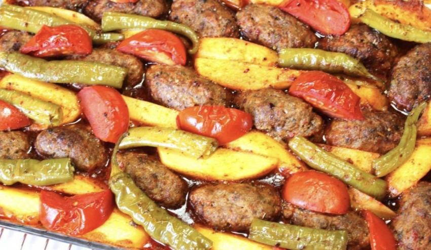 İzmir Köftesi Evde Nasıl Yapılır?