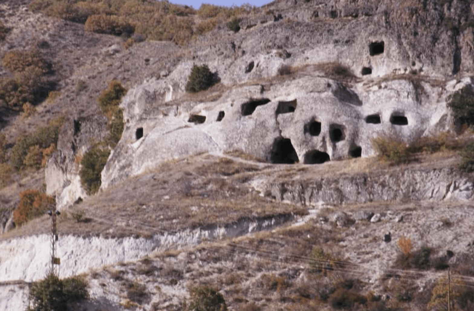 Çankiri-İndaği-Kaya-Mezarlari