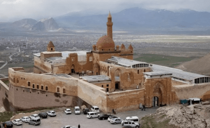 İshak-Paşa-Sarayi